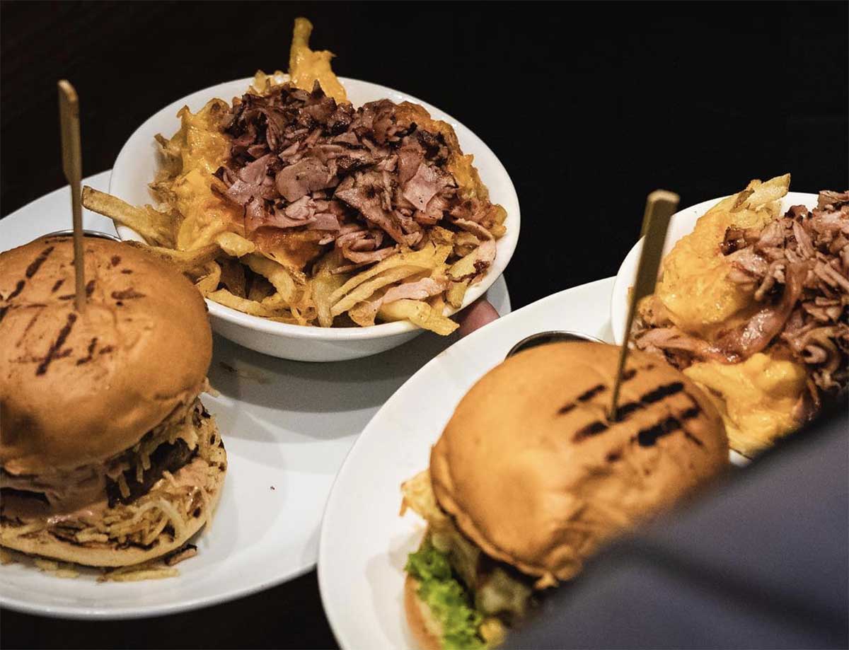 Juicy Grill Τα καλύτερα burgers της Αθήνας, τώρα (και) στο κέντρο της